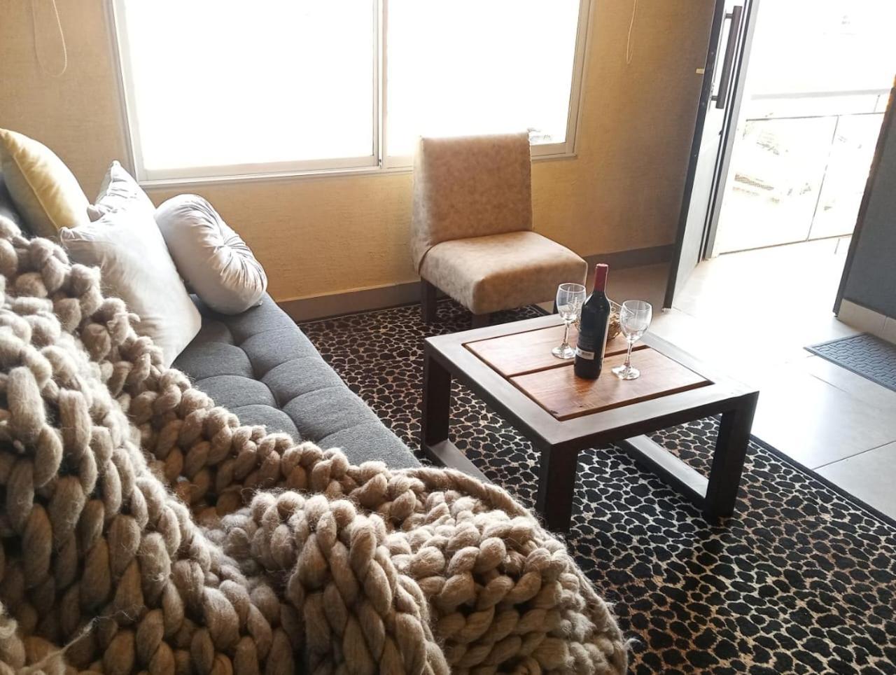 Departamentos Boutique De Disenador " Terraza 26 " - Cochera - Vista A La Montana - Cancelacion Gratuita - Sin Pagar Por Adelantado Мендоса Екстер'єр фото